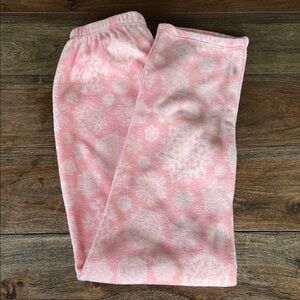 Fuzzy Soft Pink & White Snowflake Pajama Pants~Small